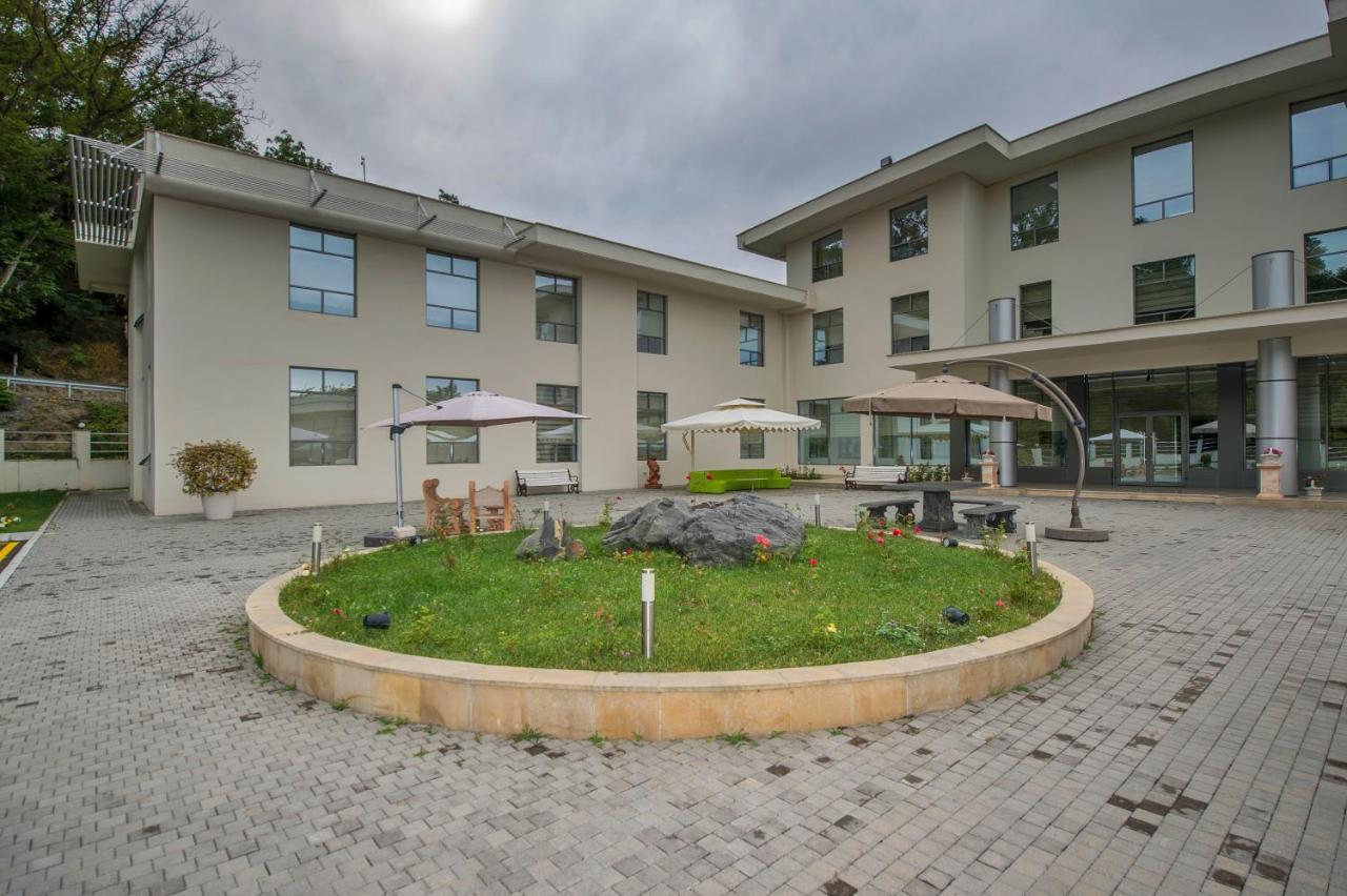 Chukhur Gabala Museum Hotel Exterior photo